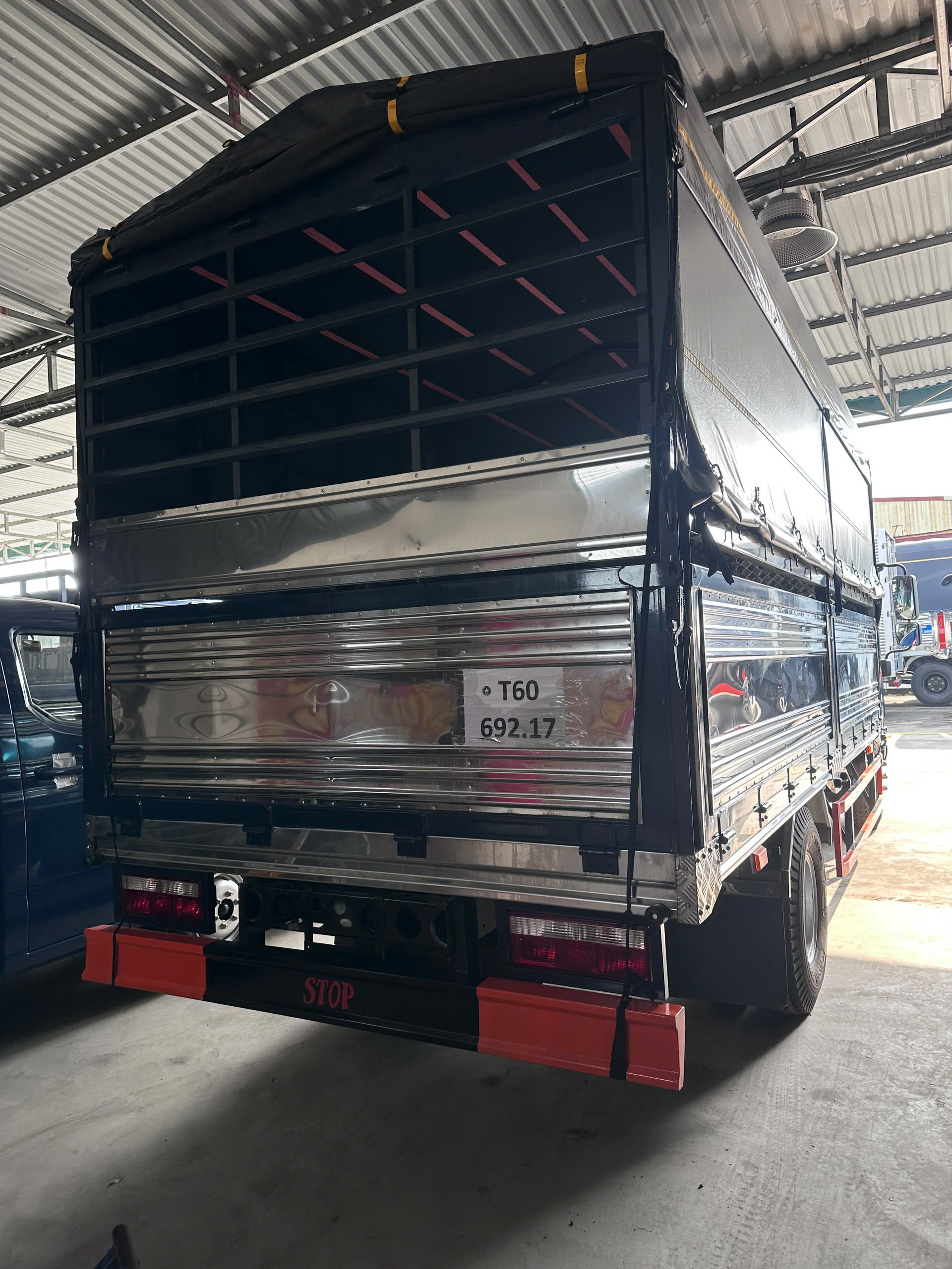 JAC N750 E5 THÙNG BẠT