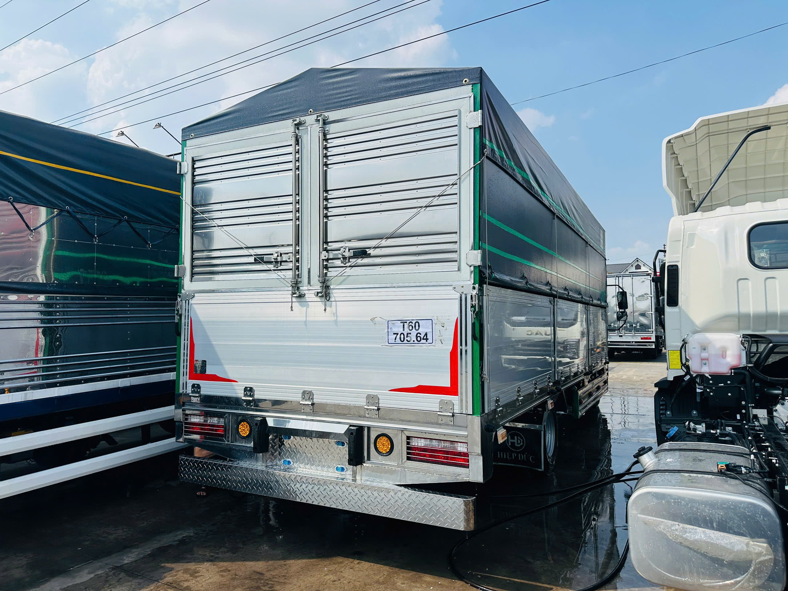 JAC N350SL thùng bạt bửng nhôm