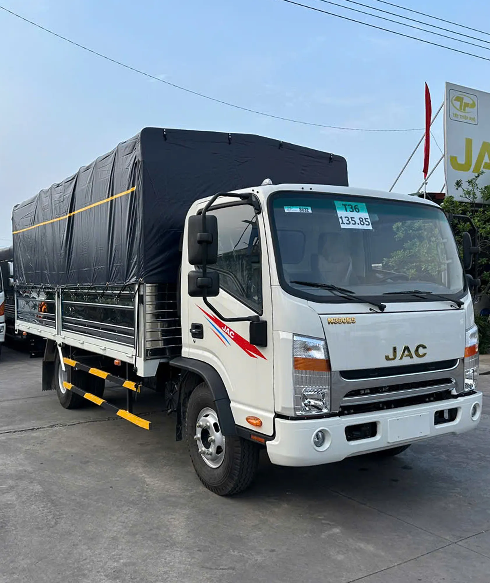 JAC N350 PLUS E5A - THÙNG BẠT