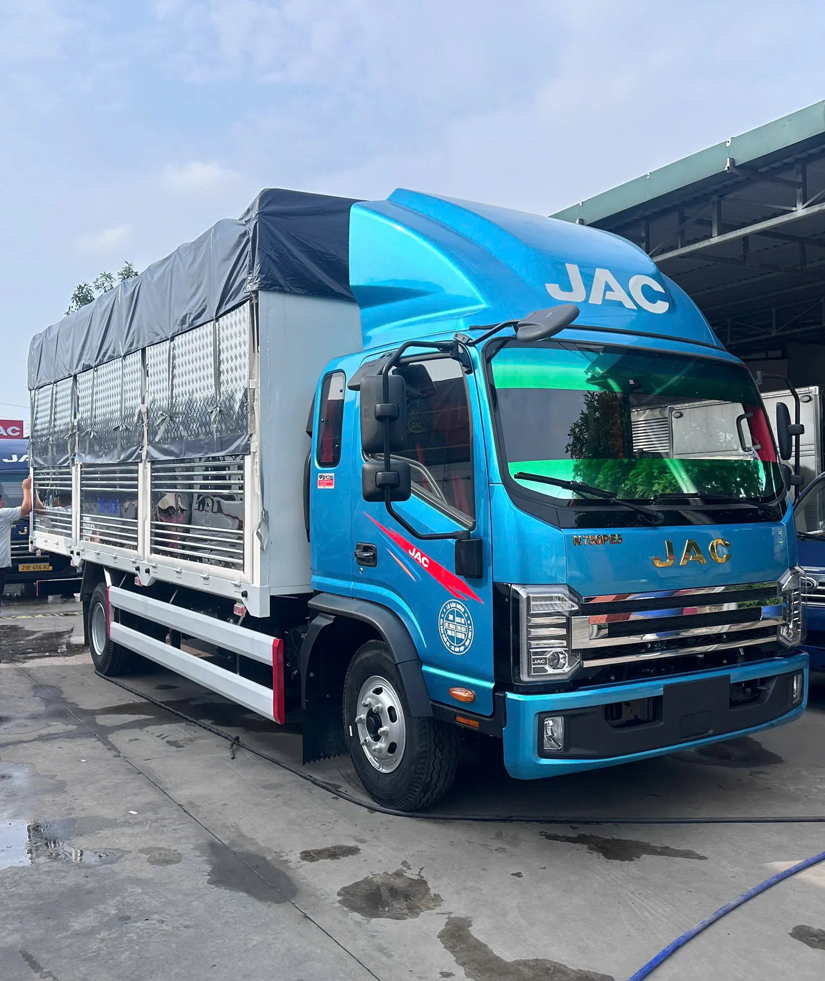JAC N750 PLUS E5A - THÙNG BẠT YÊN MỸ