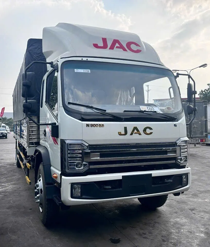 JAC N900 – Xe Tải 9 Tấn Thùng Dài 7 Mét, Động Cơ Cummins Mạnh Mẽ, Tiết Kiệm Nhiên Liệu