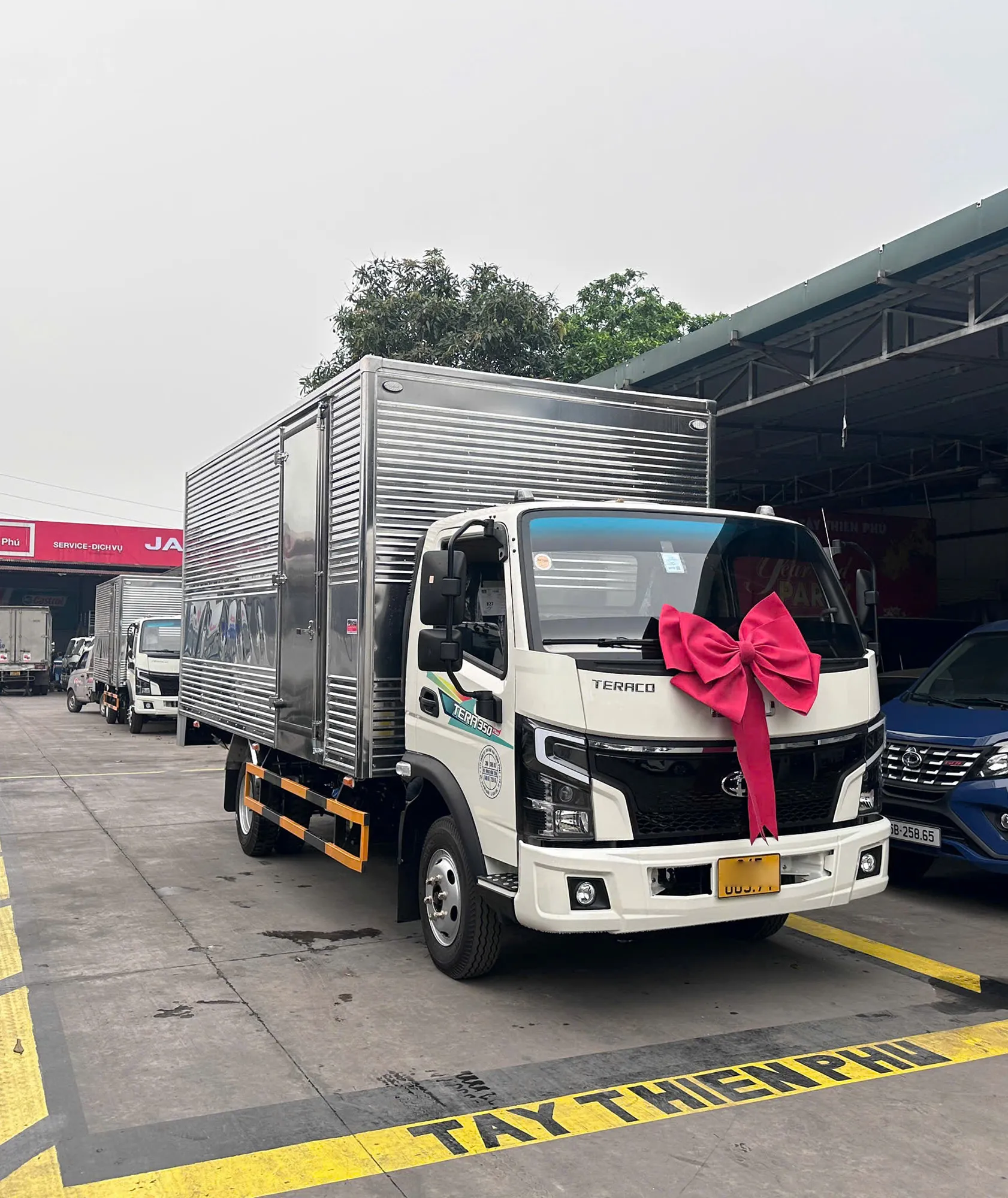 TERA350 PLUS - THÙNG KÍN