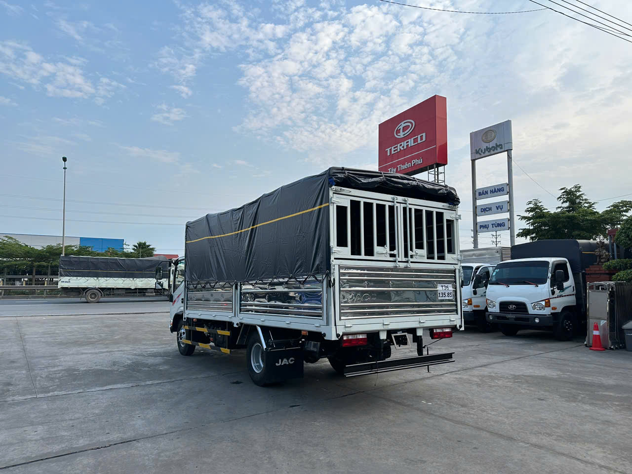 JAC N350 PLUS E5A - THÙNG BẠT